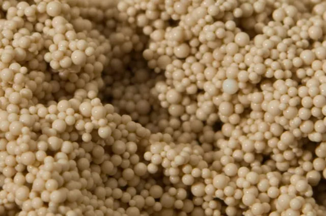 Strong-acid-catalyst-resin